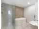 2 Como Crescent, Southport QLD 4215