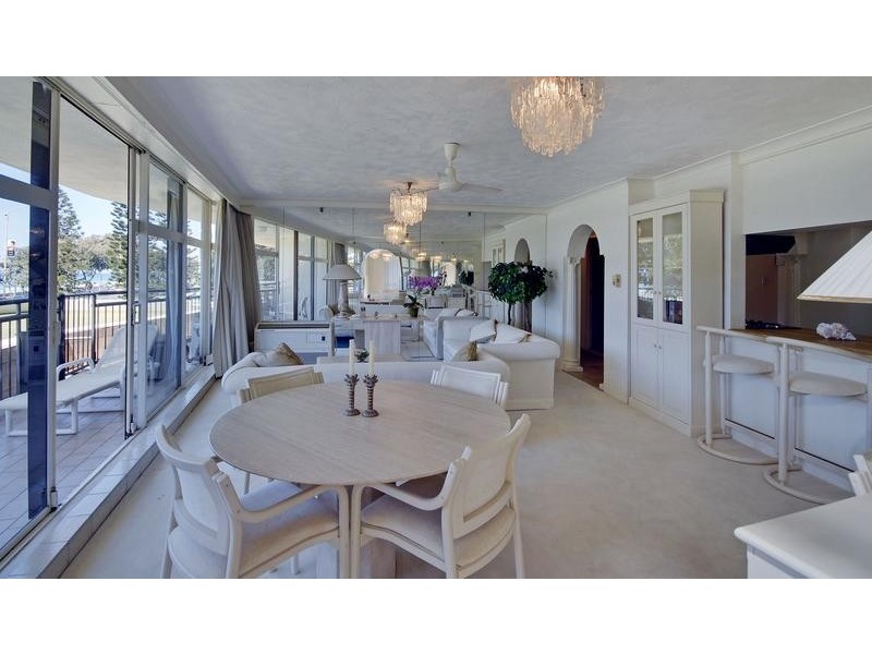 Surfers Paradise QLD 4217