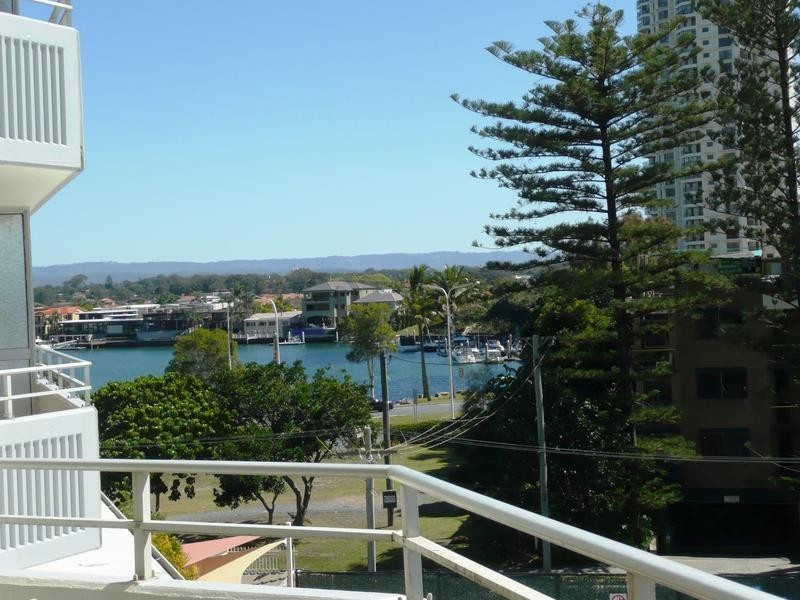 Surfers Paradise QLD 4217
