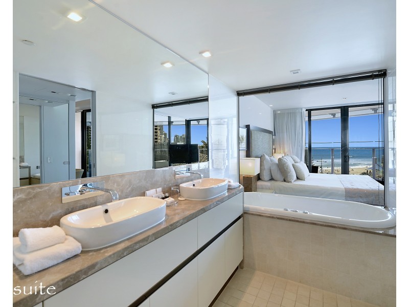 701/4 The Esplanade, Surfers Paradise QLD 4217