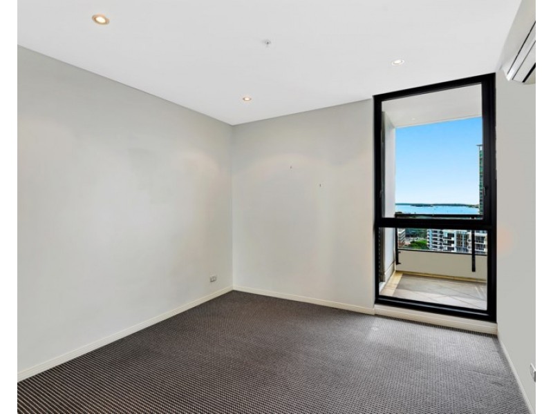 2 Aqua Street, Southport QLD 4215