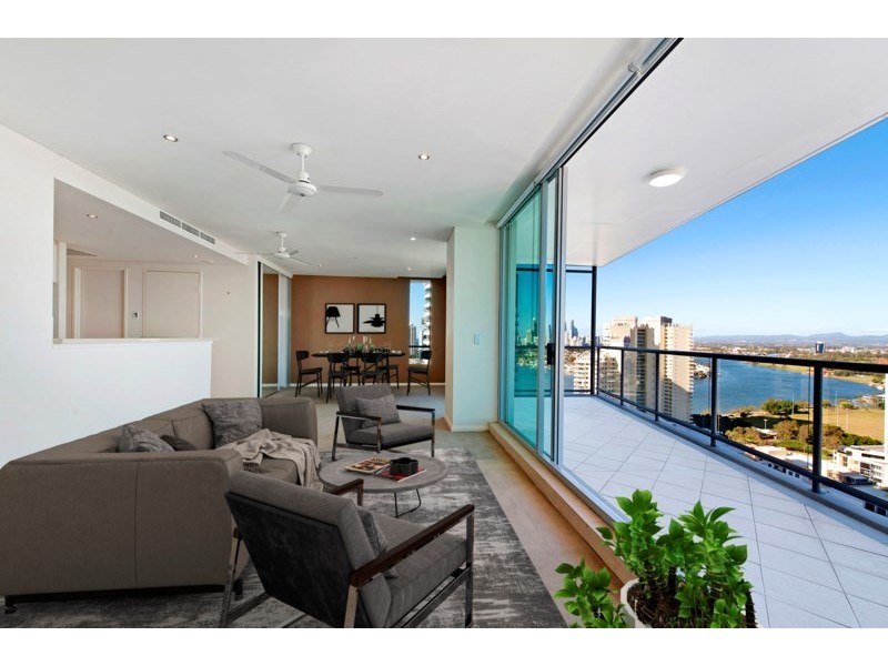 1 Como Crescent, Southport QLD 4215