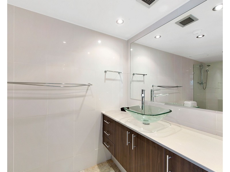 13/3532 Main Beach Parade, Main Beach QLD 4217