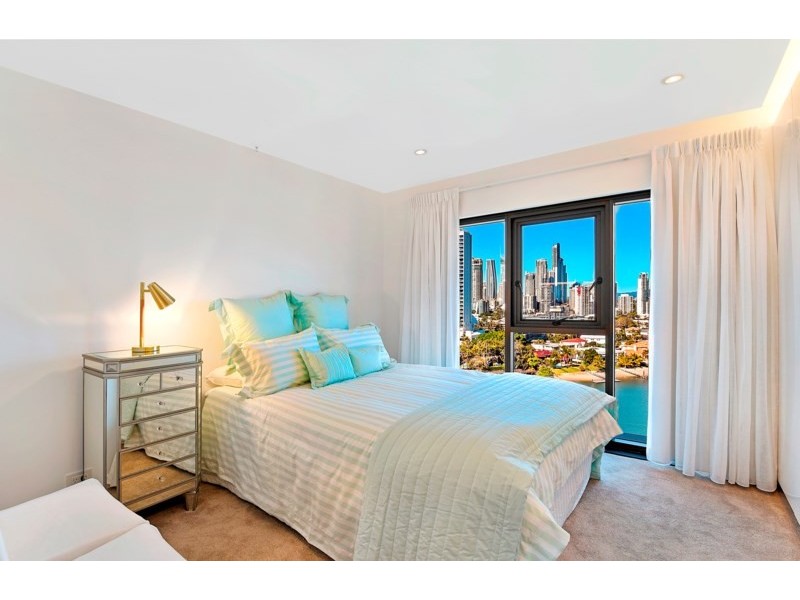 63/2 Admiralty Drive, Surfers Paradise QLD 4217