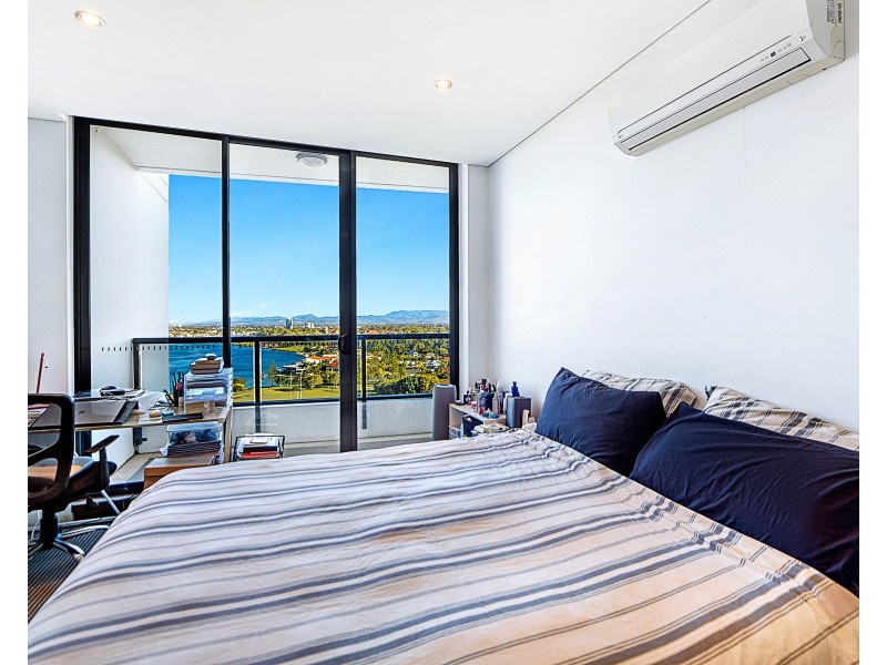 2 Aqua Street, Southport QLD 4215