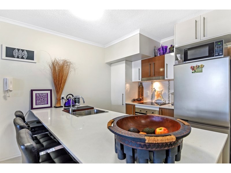 171 Scarborough Street, Southport QLD 4215