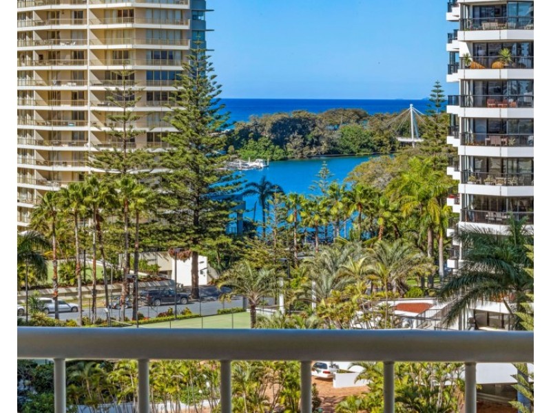 17/20 Cronin Avenue, Main Beach QLD 4217