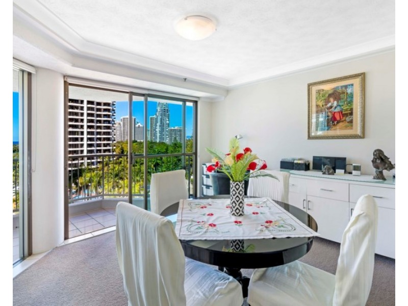 17/20 Cronin Avenue, Main Beach QLD 4217