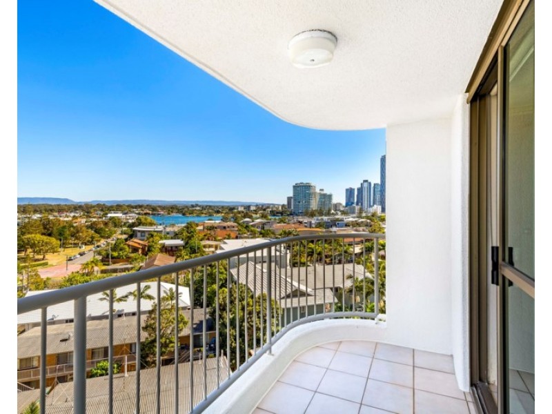 17/20 Cronin Avenue, Main Beach QLD 4217