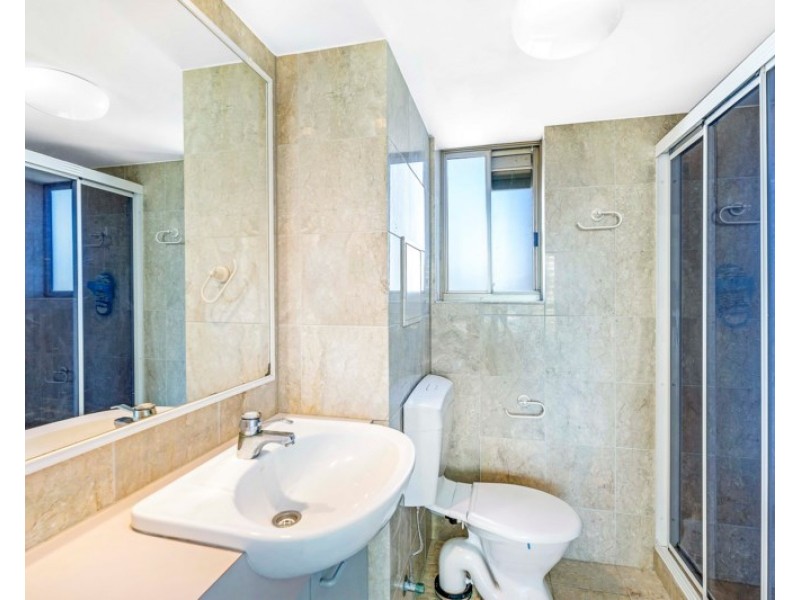 17/20 Cronin Avenue, Main Beach QLD 4217