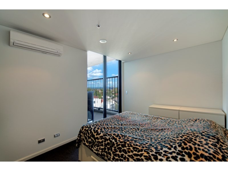 1 Aqua Street, Southport QLD 4215