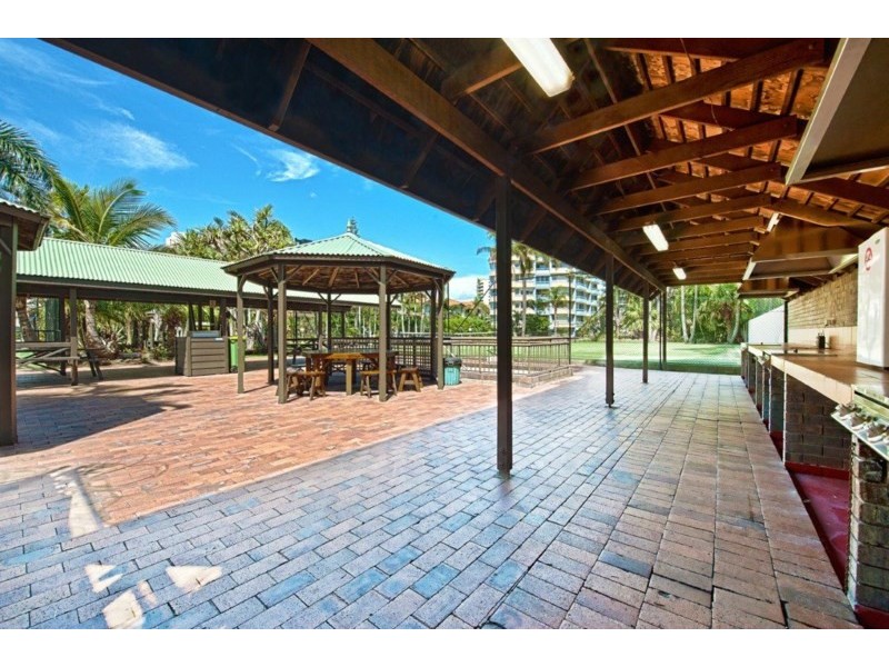 4 Old Burleigh Road, Surfers Paradise QLD 4217