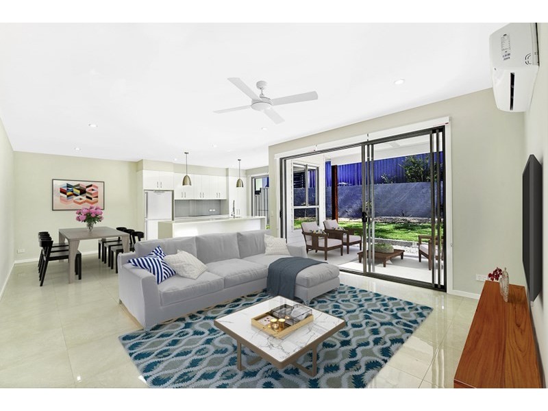 1/27 Enid Avenue, Southport QLD 4215