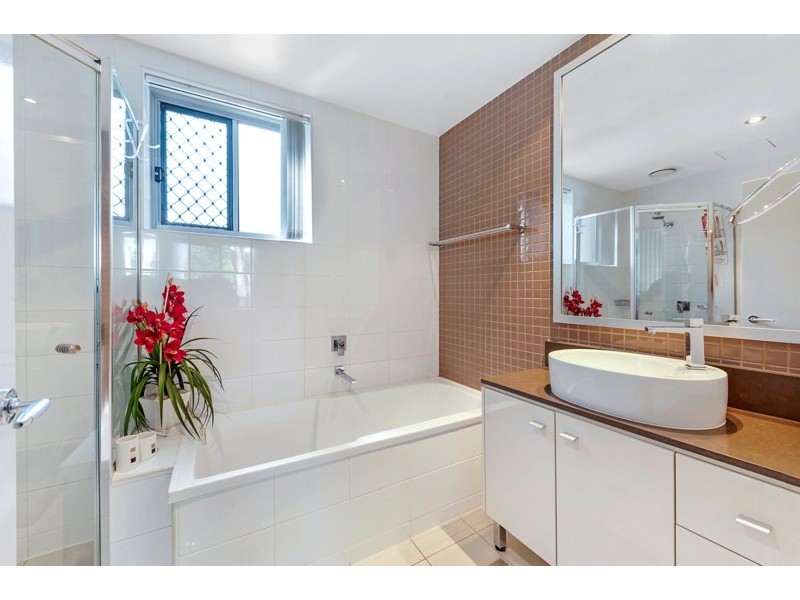 1 Aqua Street, Southport QLD 4215