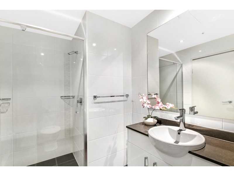 2 Aqua Street, Southport QLD 4215