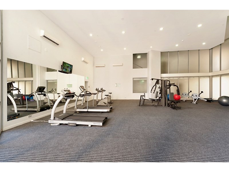 2 Aqua Street, Southport QLD 4215