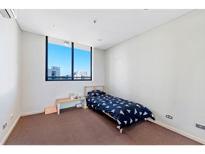 1 Aqua Street, Southport QLD 4215