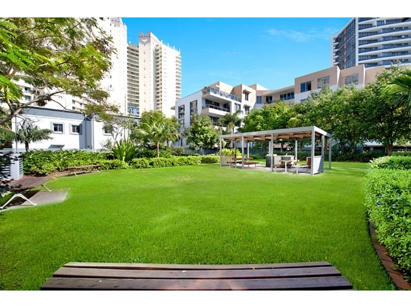 1 Aqua Street, Southport QLD 4215