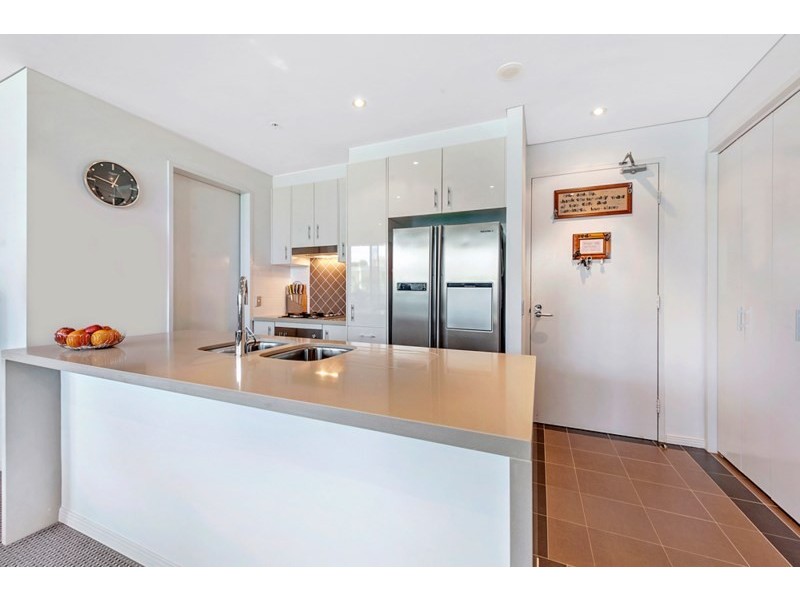 2 Aqua Street, Southport QLD 4215