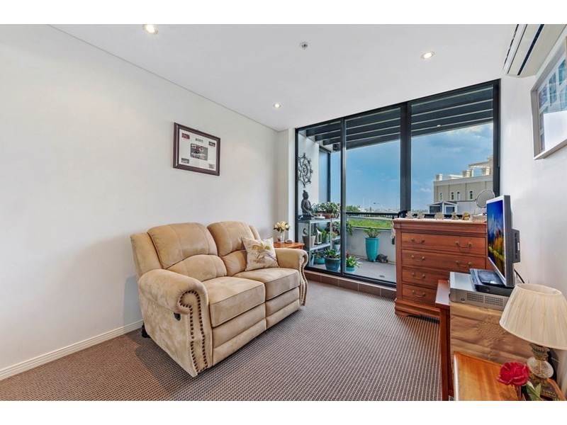 2 Aqua Street, Southport QLD 4215