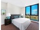 2 Como Crescent, Southport QLD 4215