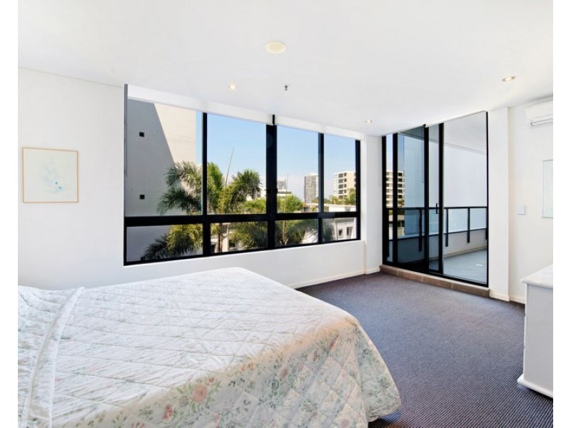 1 Aqua Street, Southport QLD 4215