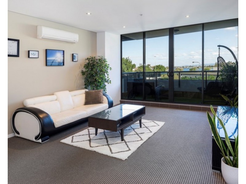 2 Aqua Street, Southport QLD 4215