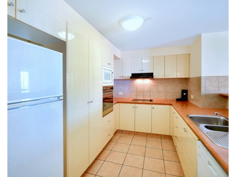 5 Palm Avenue, Surfers Paradise QLD 4217