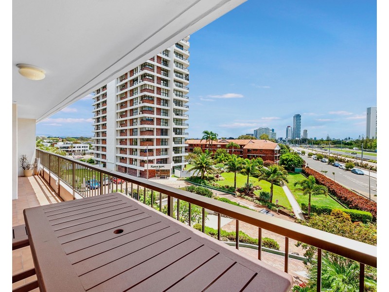 13/18 Commodore Drive, Surfers Paradise QLD 4217