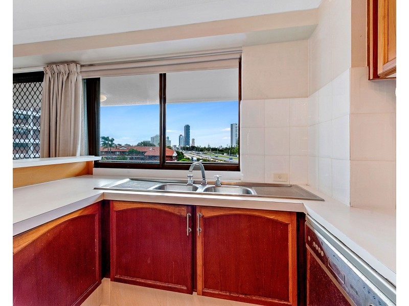 13/18 Commodore Drive, Surfers Paradise QLD 4217