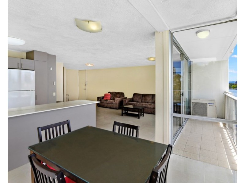 41/30 Watson Esplanade, Surfers Paradise QLD 4217
