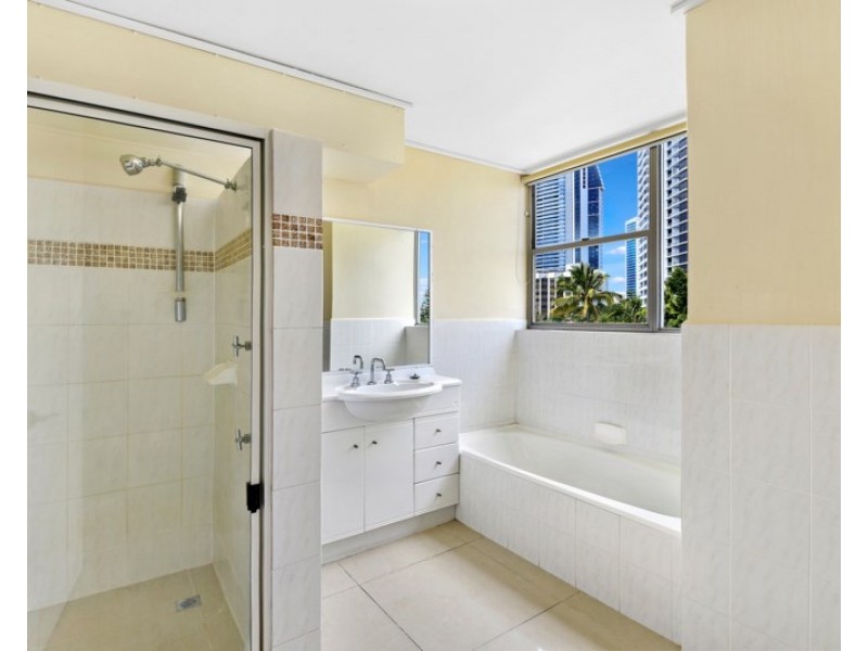 41/30 Watson Esplanade, Surfers Paradise QLD 4217