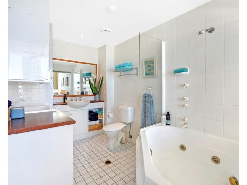 96/210 Surf Parade, Surfers Paradise QLD 4217