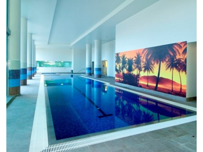 1 Como Crescent, Southport QLD 4215