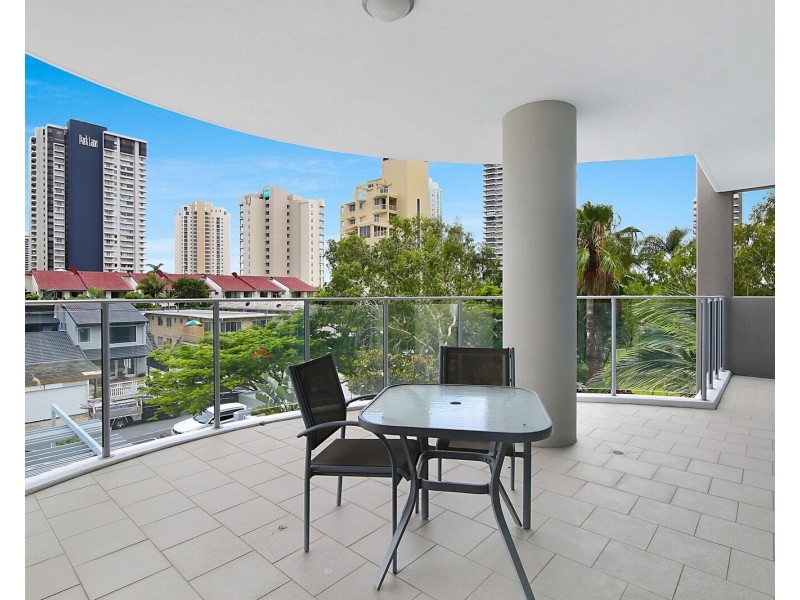 301/25 Breaker Street, Main Beach QLD 4217