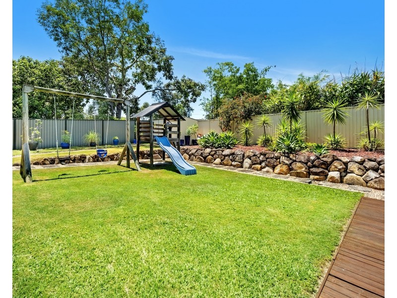 2 Glenmore Drive, Ashmore QLD 4214