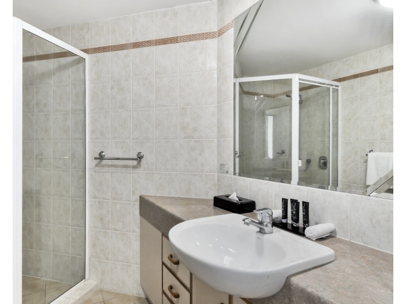 2302/3400 Surfers Paradise Boulevard, Surfers Paradise QLD 4217