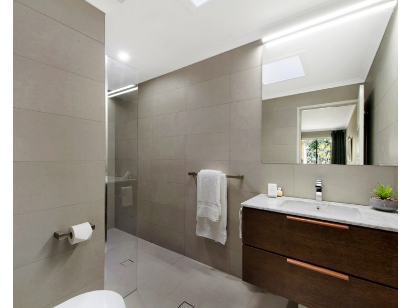 10/7 Wildwood Court, Bundall QLD 4217