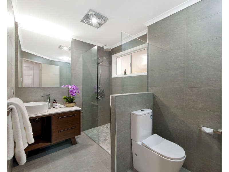 10/7 Wildwood Court, Bundall QLD 4217