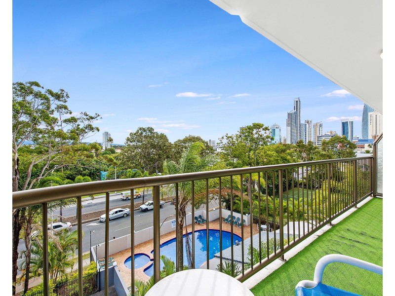 17/43 Enderley Avenue, Surfers Paradise QLD 4217