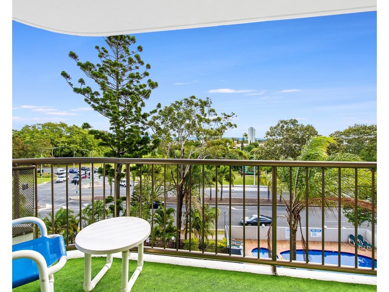 17/43 Enderley Avenue, Surfers Paradise QLD 4217