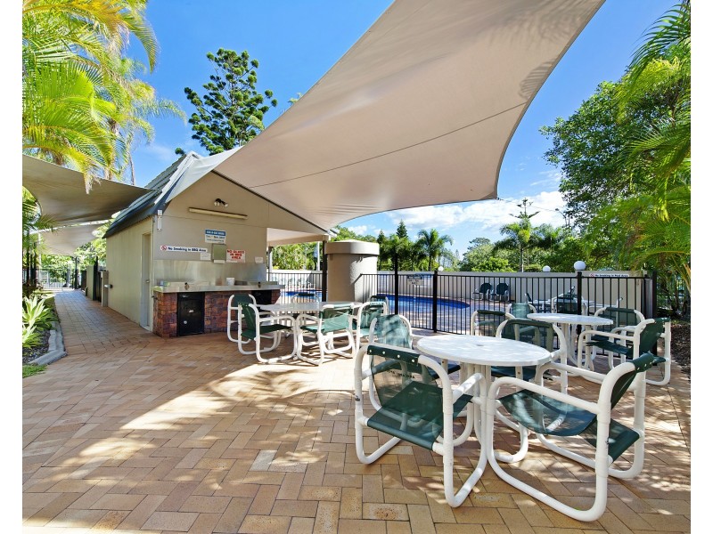 17/43 Enderley Avenue, Surfers Paradise QLD 4217