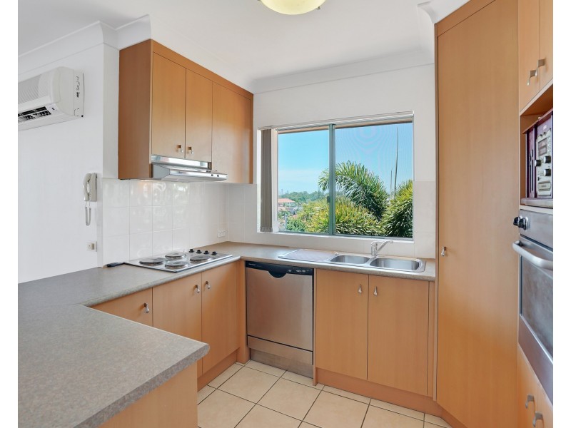 11/12 Gillian Lane, Southport QLD 4215