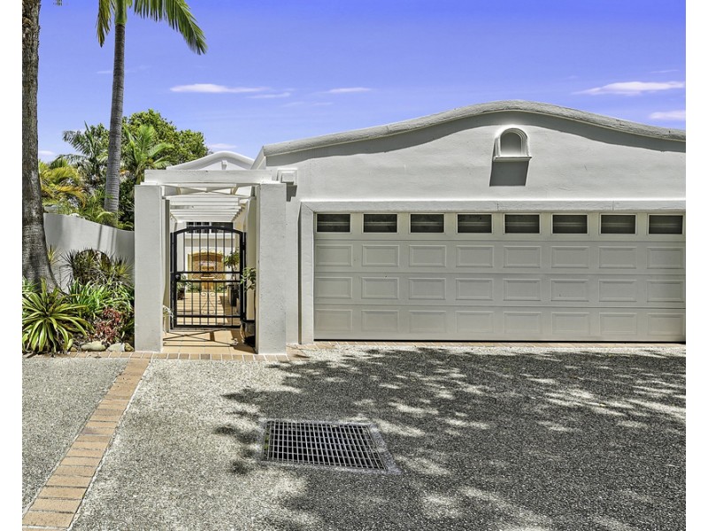 5/100 Cotlew Street East, Southport QLD 4215