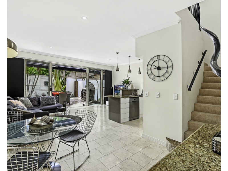 41/103 Salerno Street, Surfers Paradise QLD 4217