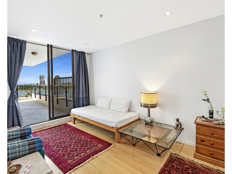 1 Aqua Street, Southport QLD 4215