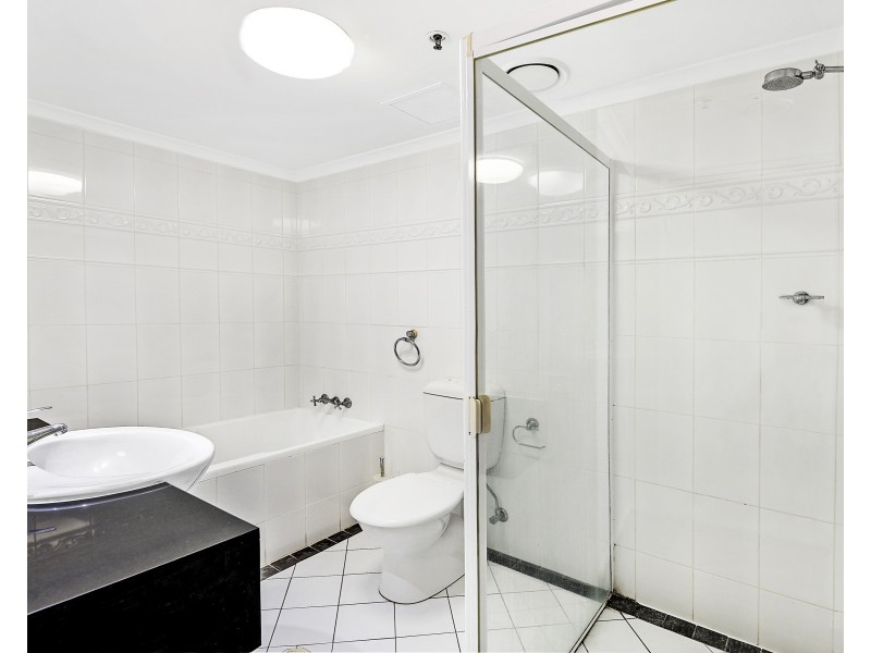 36/15 Breaker Street, Main Beach QLD 4217