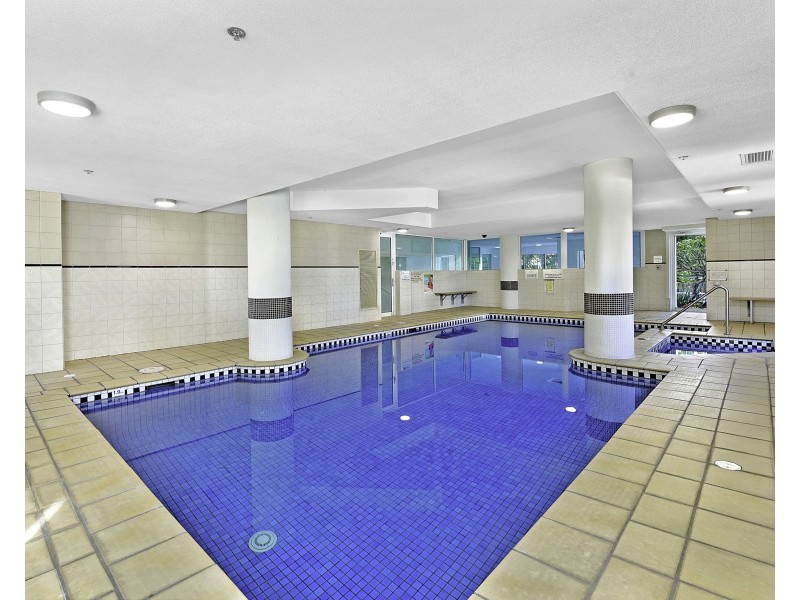 36/15 Breaker Street, Main Beach QLD 4217