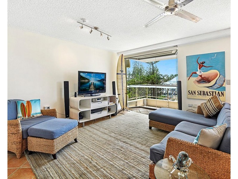 12/18 Macarthur Parade, Main Beach QLD 4217