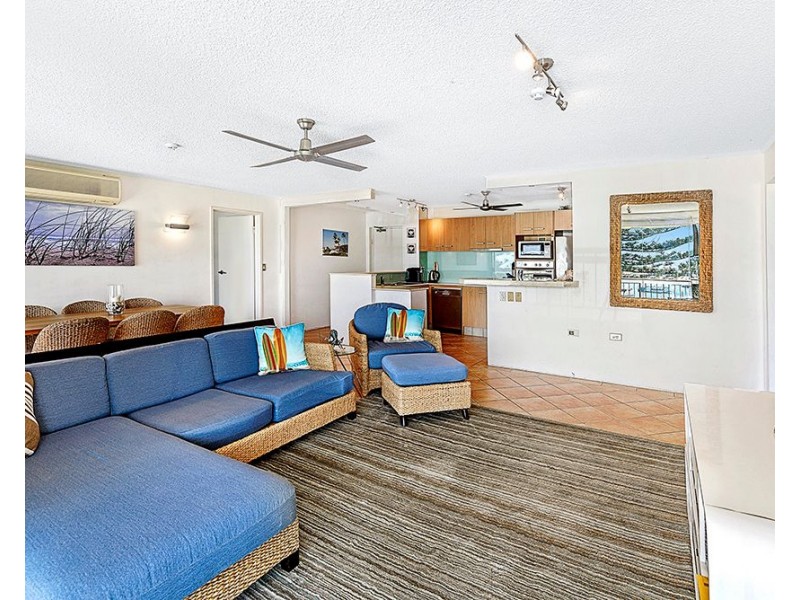 12/18 Macarthur Parade, Main Beach QLD 4217